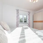 Three-bedroom In Galovac