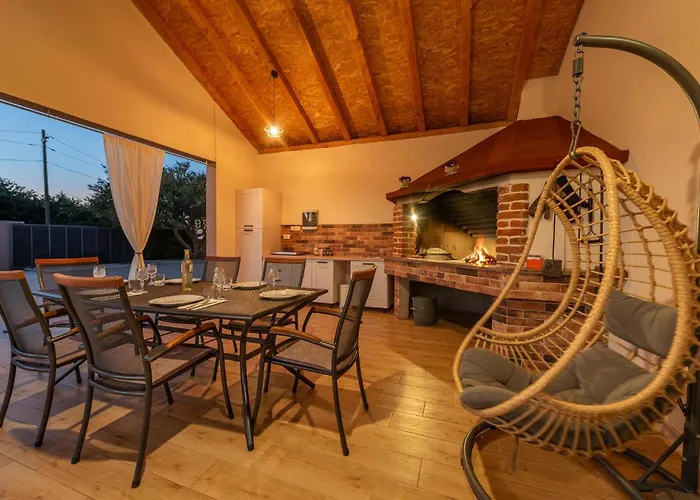 Three-bedroom In * Galovac (Zadar)