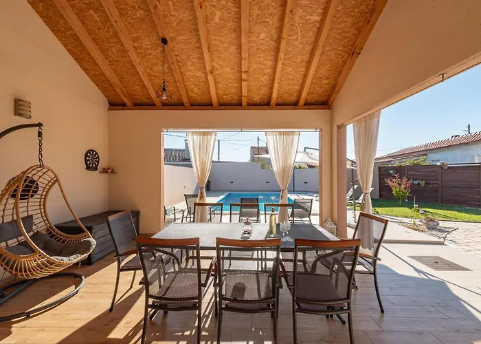 Three-bedroom In 펜션