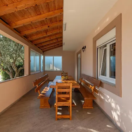 Three-bedroom In 펜션