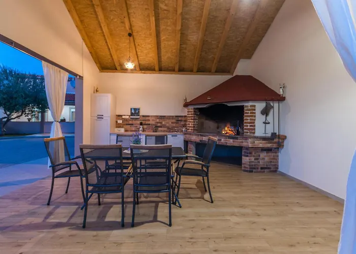 Three-bedroom In Galovac (Zadar)