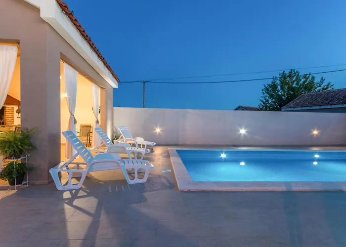 Three-bedroom In * Galovac (Zadar)